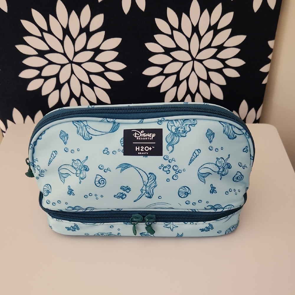 Disney H20+ Little Mermaid Cosmetic Bag RARE Aqua  Like New